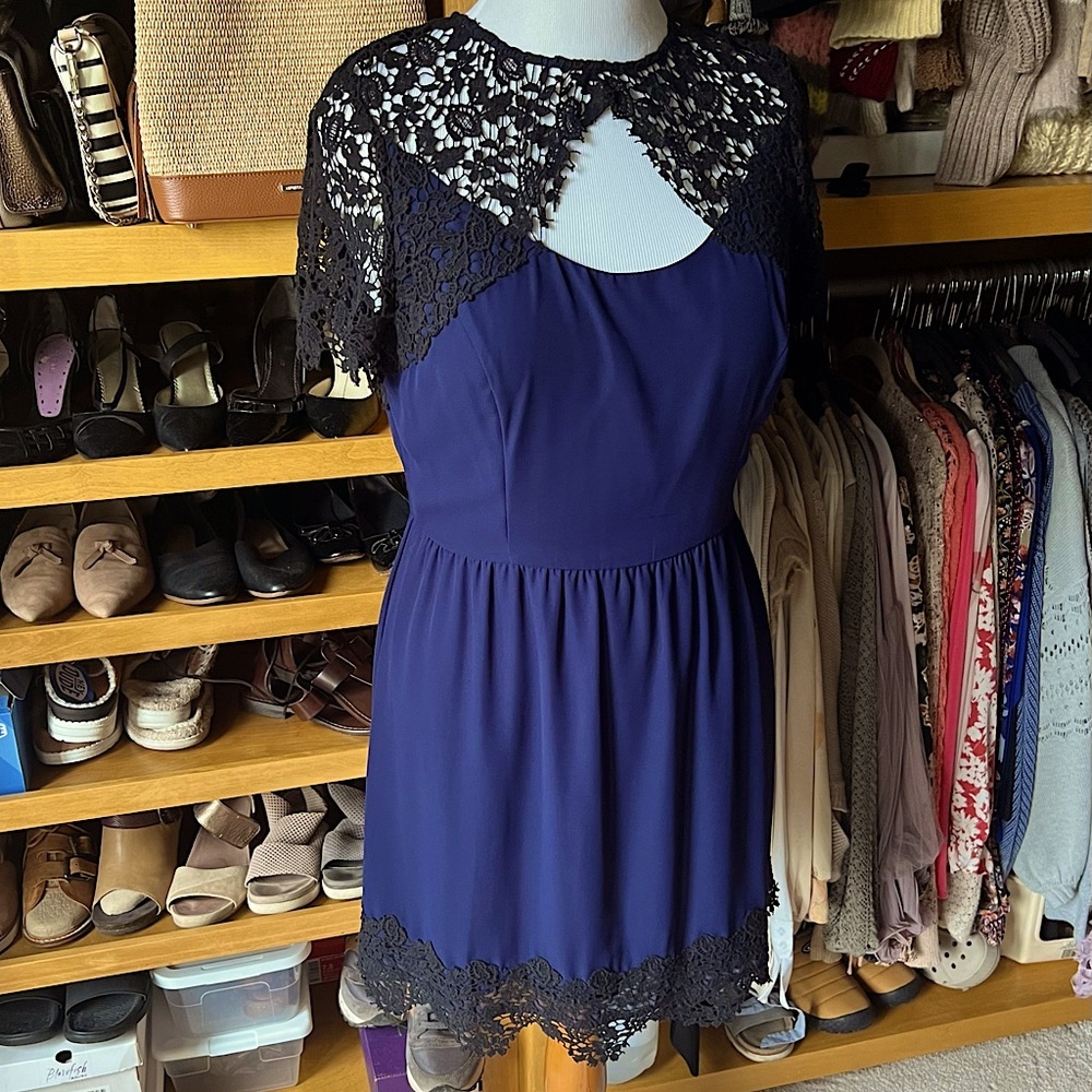 URBAN OUTFITTERS Pins and Needles Navy and black NWT size L